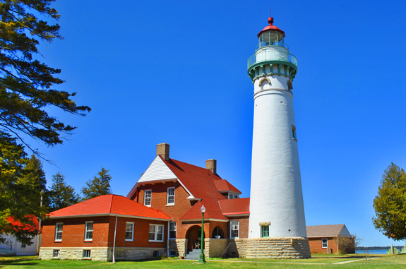 Seul Choix Pte. Lighthouse – 28 miles